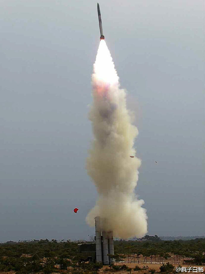 KN-06导弹试射瞬间