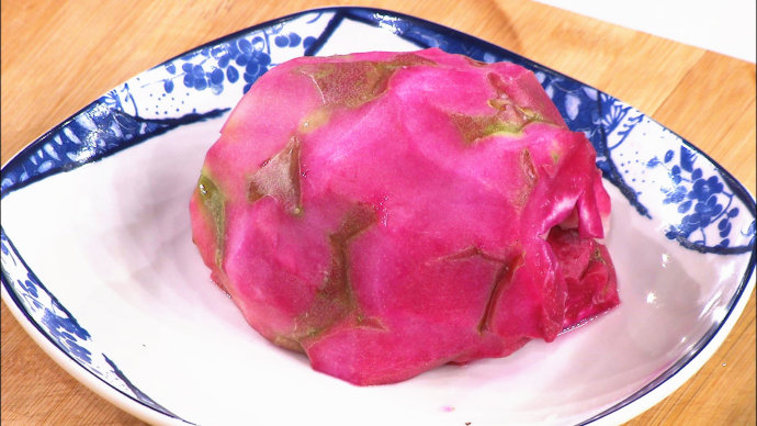 【养生厨房 <wbr>20160512 <wbr>播出】菜名：桃花银鳕鱼；