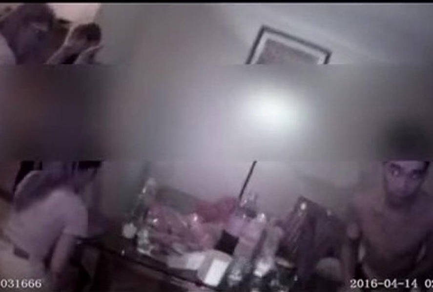 　　经检验，11人中有10人尿检结果呈阳性。目前，嫌疑人曾某志、林某婷等2人被依法刑拘，嫌疑人李某珍、郑某昌等8人被依法行拘，案件正进一步侦查中。图为抓捕现场。