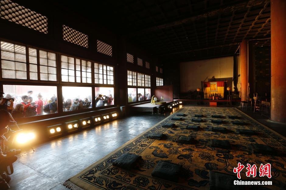 　　北京故宫六大宫殿百年来首次亮灯