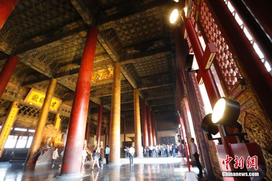 　　北京故宫六大宫殿百年来首次亮灯