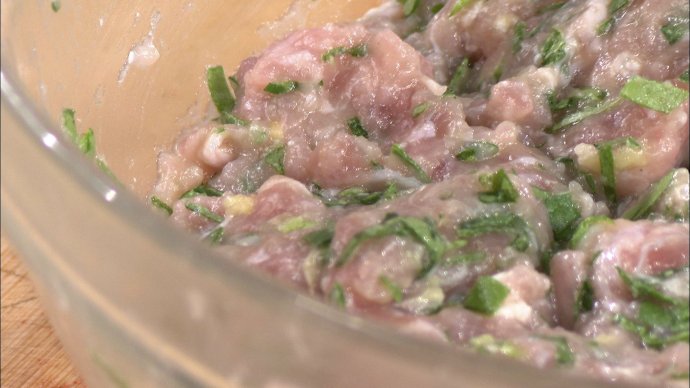 【养生厨房 <wbr>20160521 <wbr>播出】 <wbr>菜名：酒酿牛肉丸；