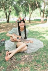 成都美女外交官裸辞成摄影师 称看看另一种可能