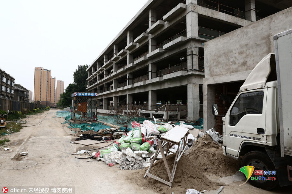 　　张大爷以养老为目的在大兴区黄村镇购买了果岭假日（又名果岭华舍）的一套房子。