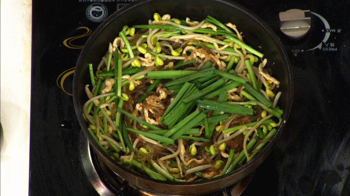 【养生厨房 <wbr>20160628 <wbr>播出】菜名：粉芽合炒；