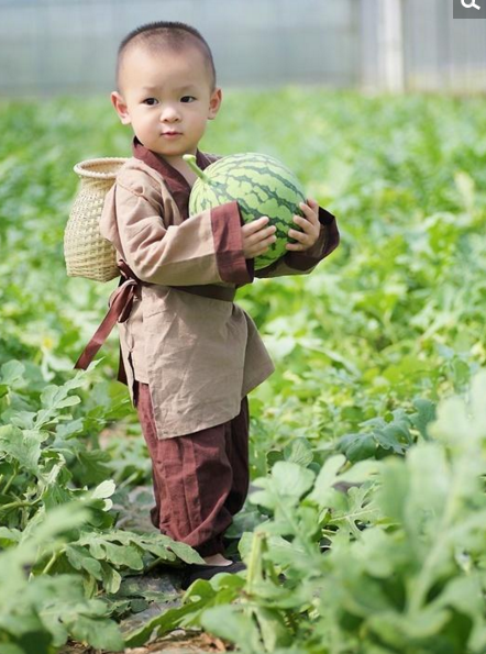 　　萌娃超萌写真。
