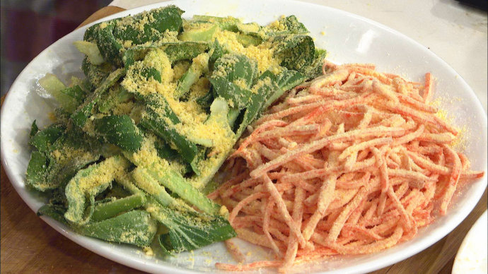 【养生厨房 <wbr>20160801 <wbr>播出】菜名：金银蒸菜；