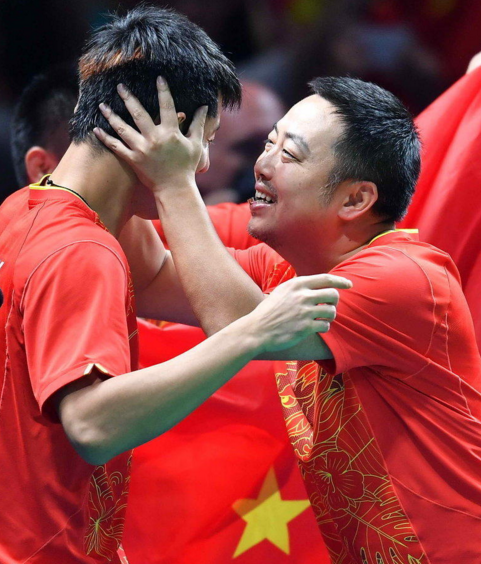 　　兴奋之情溢于言表。