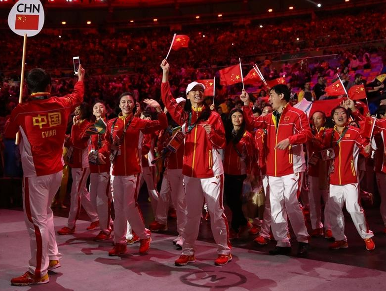 　　2016年8月22日，里约奥运闭幕式中国代表团入场。