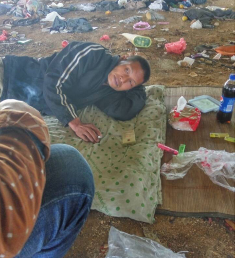 　　至于鲍三木老十几年不跟家里联系的原因，鲍先生推测是因为没挣到钱没脸见家人。目前，鲍三木老已经跟着表弟鲍先生踏上了回家之路。
