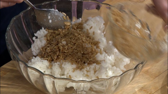 【养生厨房 <wbr>20160304 <wbr>播出】菜名：菠萝饭；