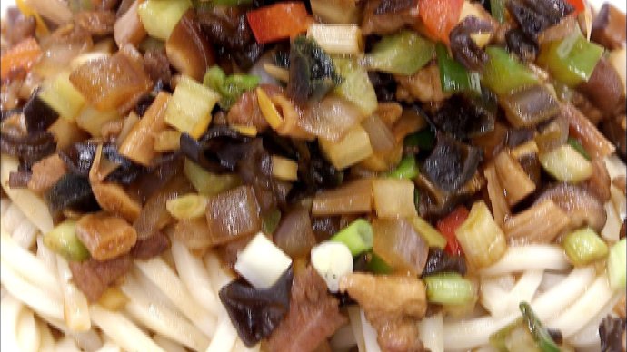【养生厨房 <wbr>20161009 <wbr>播出】菜名：羊肉汤面；