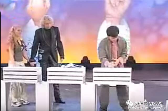 德国人调戏侮辱成龙，龙哥用拳头让德国人“服”