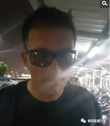 　　18日，普吉府警方在当地一处出租房将其逮捕，民众知晓后骂声一片。逮捕期间，该男子曾设法从停车场车库，厕所，超市，人行道等处逃走，但无法走出警方部署。